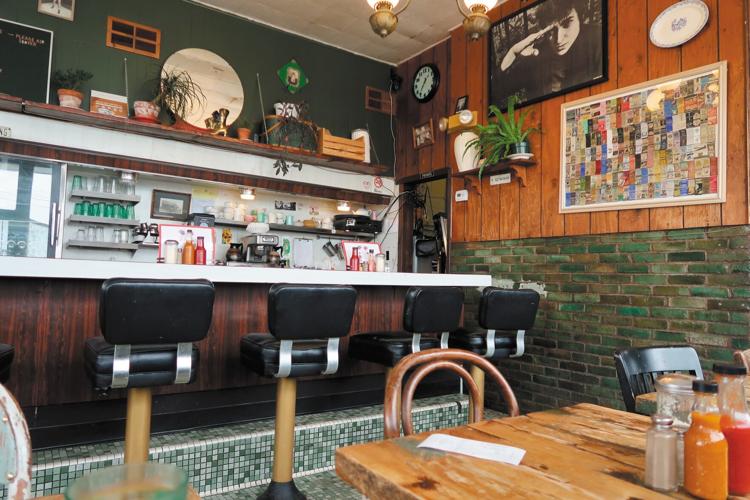 Rose’s Fine Food A Fresh Take on a Detroit Diner Nosh