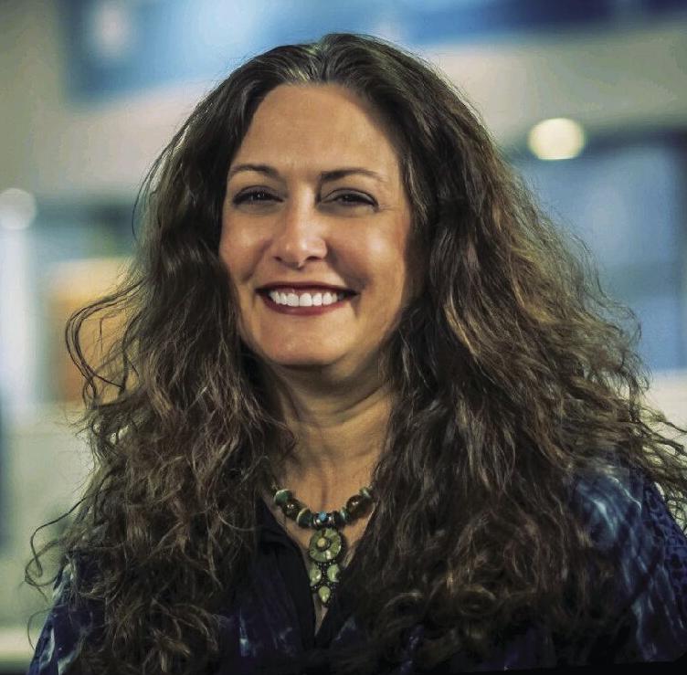 Qabila qora ayollarining porno videolarini tomosha qiling Orenburgda bir ayol portlash qiladi.