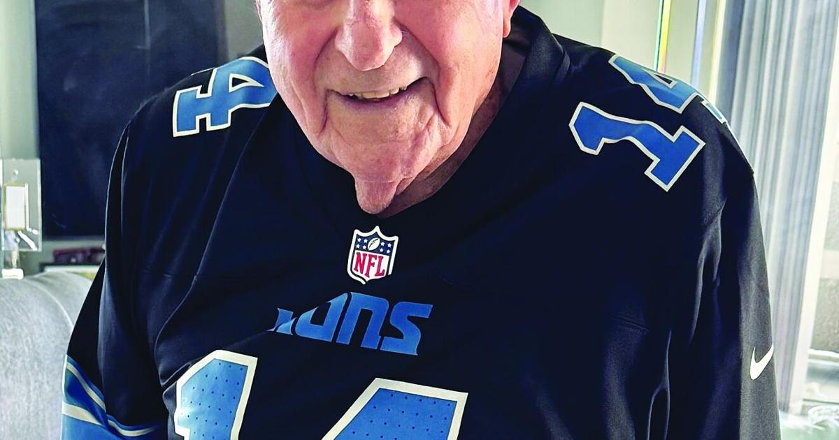 Jewish Week 103-Year-Old Bloomfield Hills Jewish Veteran Honored at Detroit Tigers ...