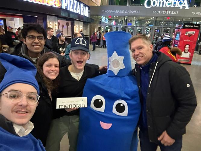 Faces & Places Pistons’ Holiday Game Night Community