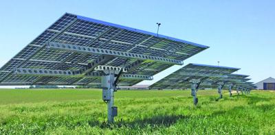 Farmers Finding Solar Power A Bright Spot For Controlling Costs News Thelandonline Com
