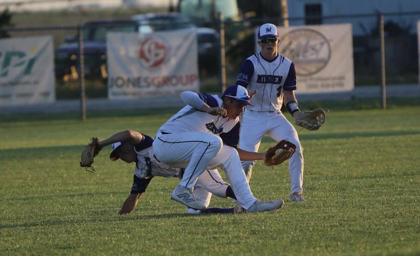 First Bank Jrs & Srs vs Holdrege | Galleries | themindencourier.com