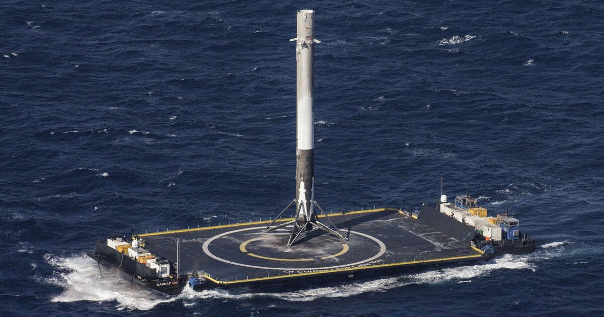 SpaceX landing approved