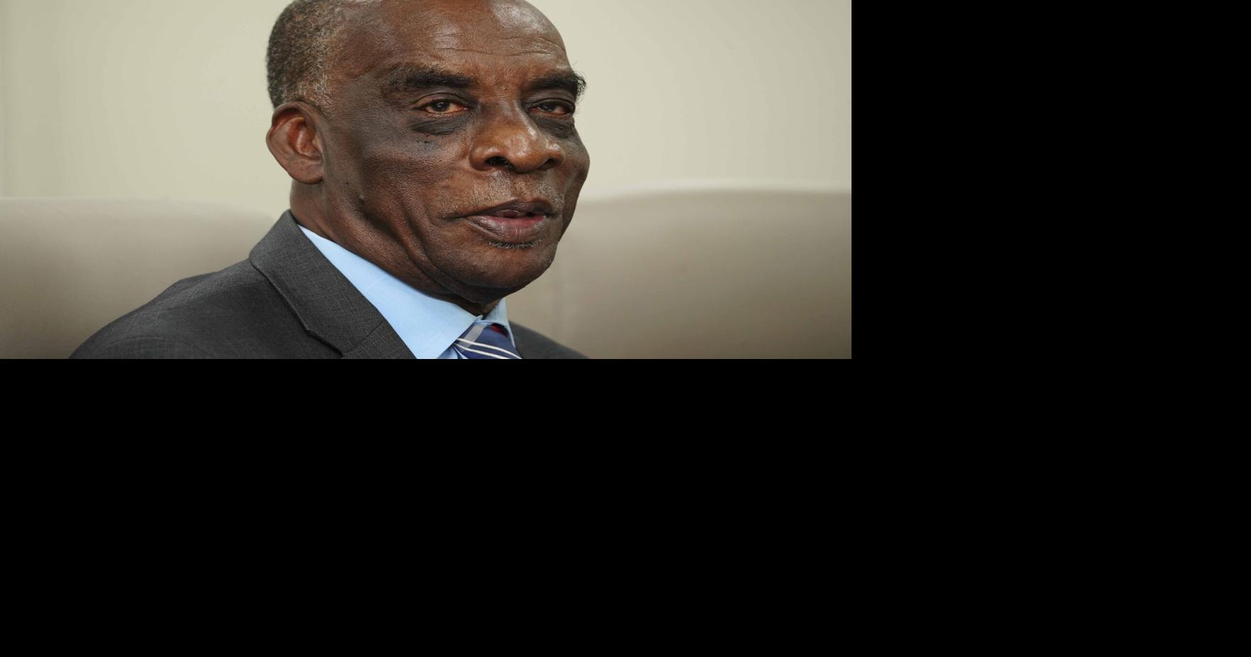 Voters rush to register