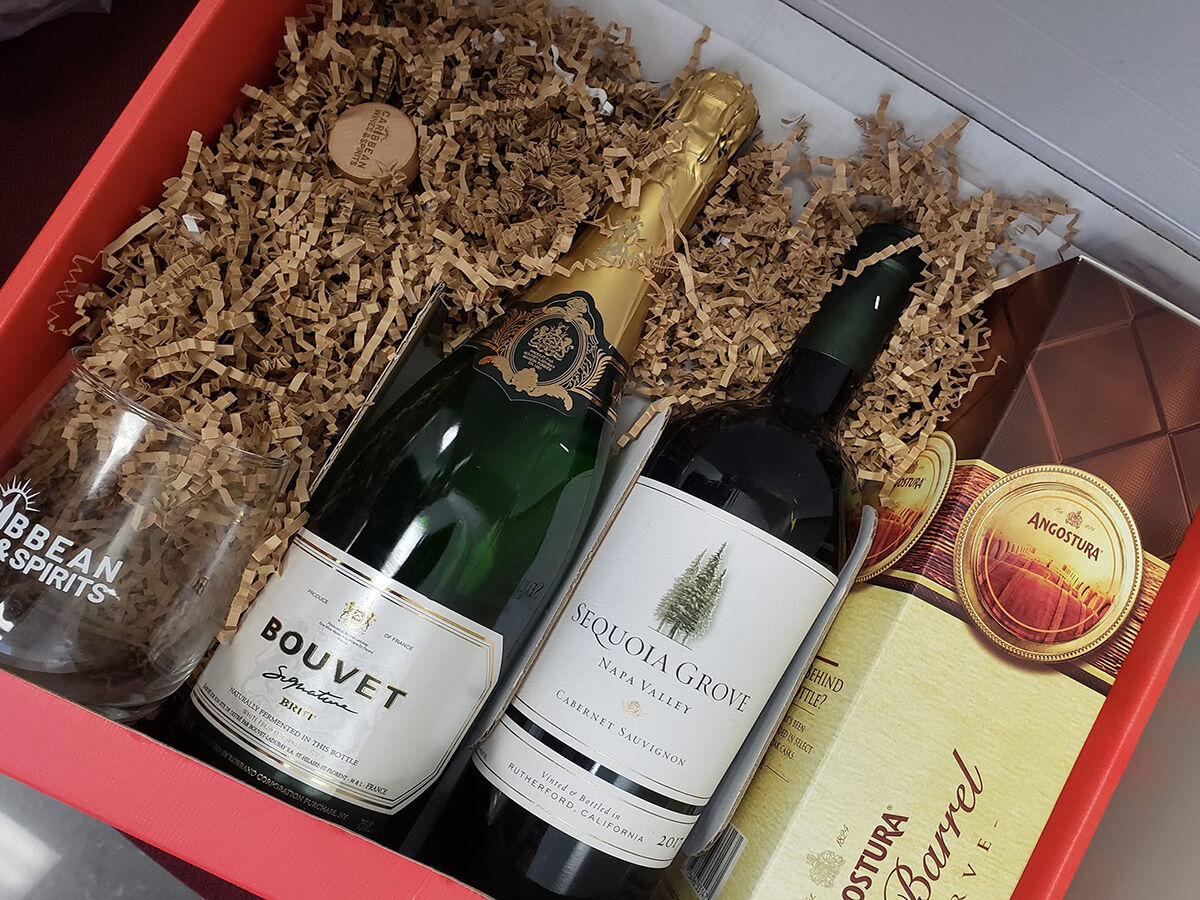 Wine Subscription Gift | 1 - 12 Month Subscriptions | Prices From £34.95