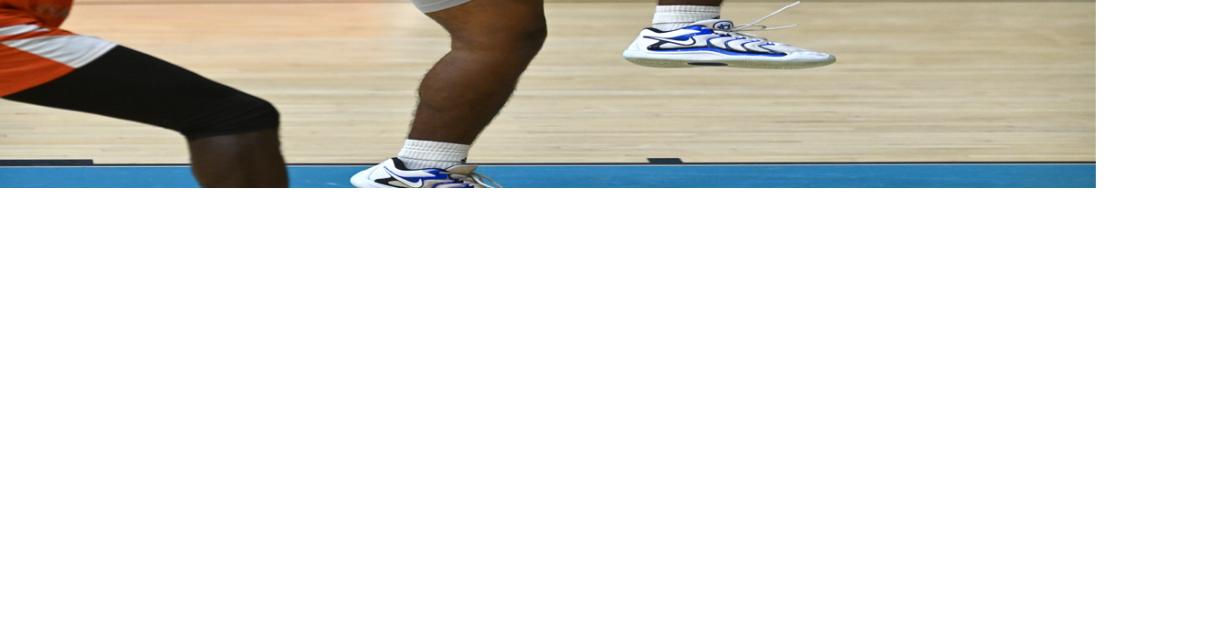 Russell leads Mingoes over BDOCS