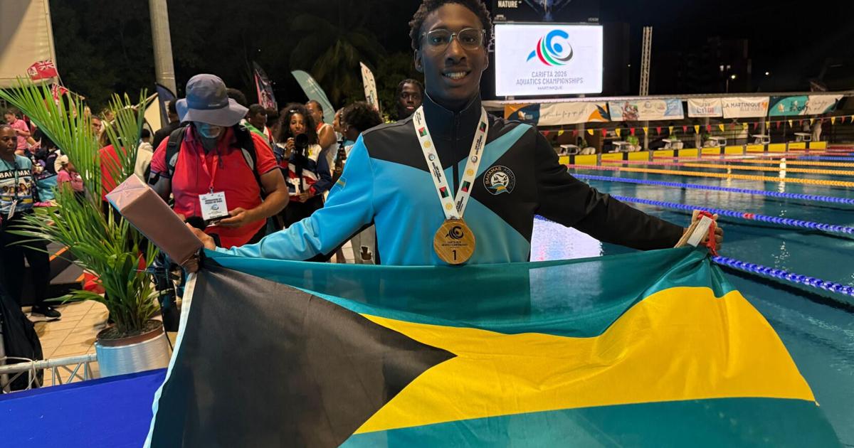 Bahamas hauls in 12 medals on day one