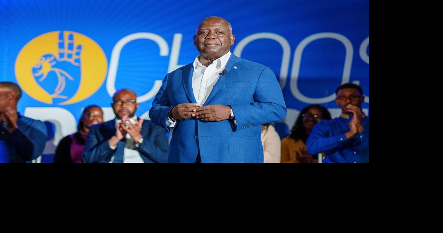 Davis says GB should vote PLP