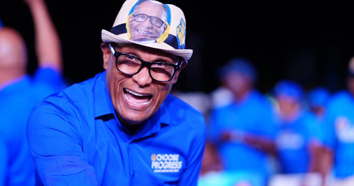 Darville slams Sands' performance as minister