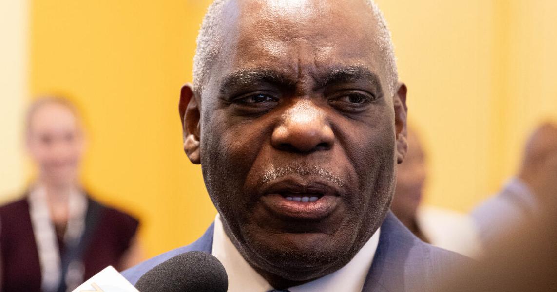 Jones: Media professionals must enter politics the right way