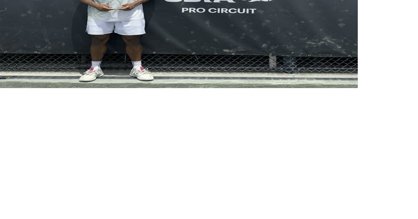 Roberts falls in the final in Orlando