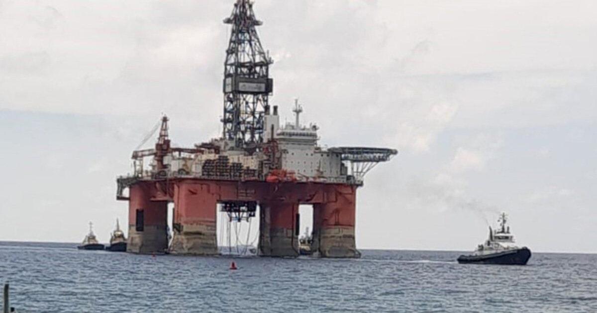 Mystery ‘oil rig’ slips in GB Harbour | Grand Bahama ...