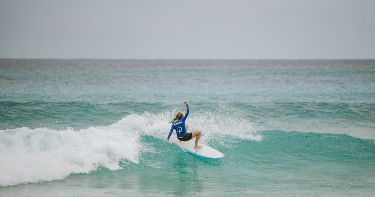 Denning advances at world junior championships