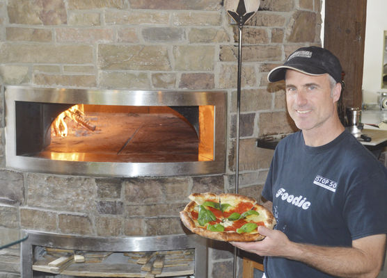 Stop 50 Pizza enjoying 10 years of success | Features | thenewsdispatch.com