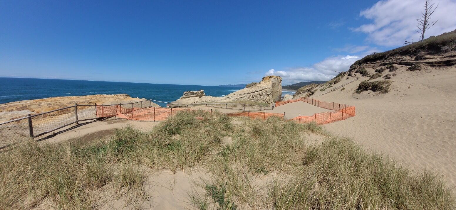 ウォルター・E・スコフィールド、「NORTH CLIFFS」、海外版超希少レゾネ Trending / Photos / New Sinkhole: 'Cliffs can give way without