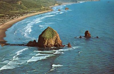 Offbeat Oregon Haystack Rock Was Once A Tempting Target For Daredevil Climbers News Thenewsguard Com