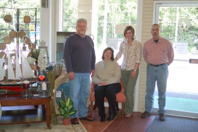 Roby S Keeps It In The Family News Thenewsguard Com