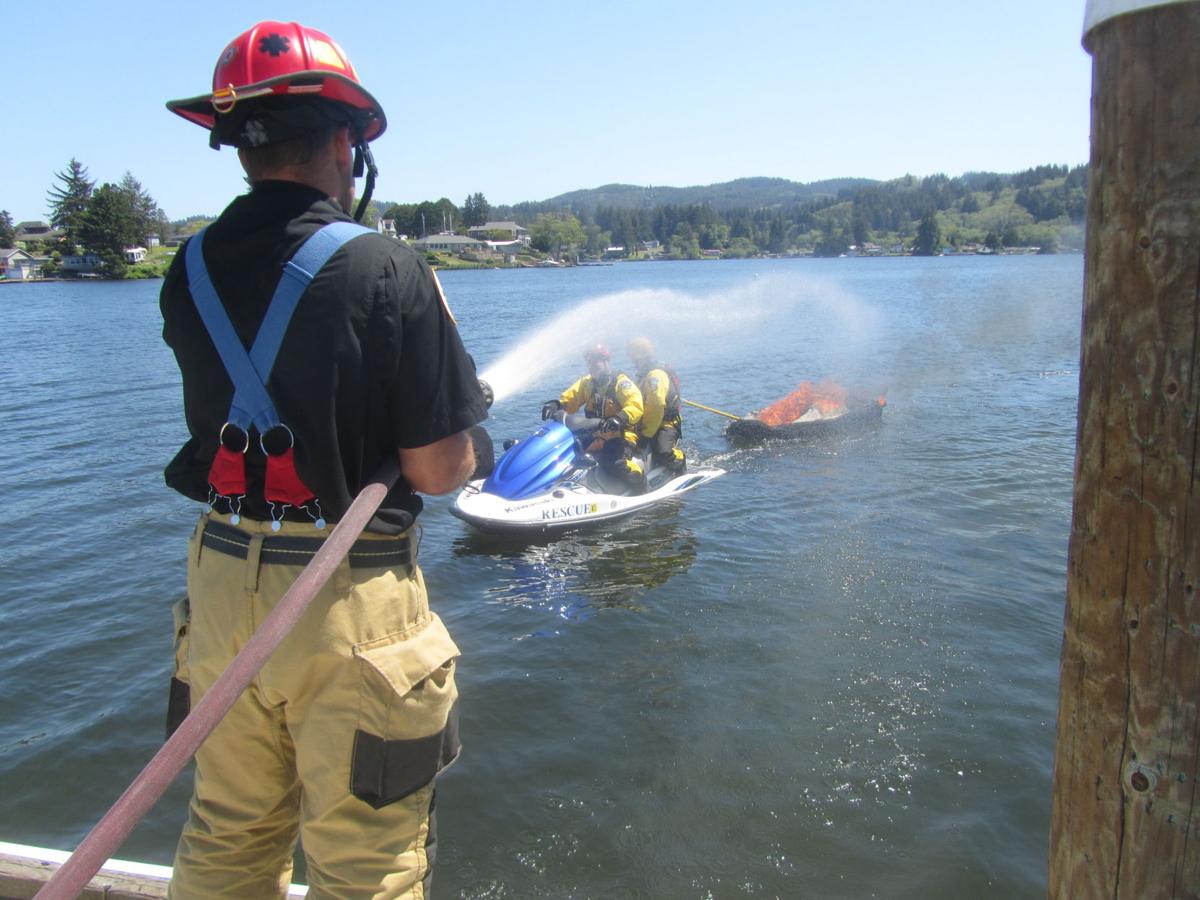 MOST VIEWED / PHOTOS FIRE ON THE LAKE News