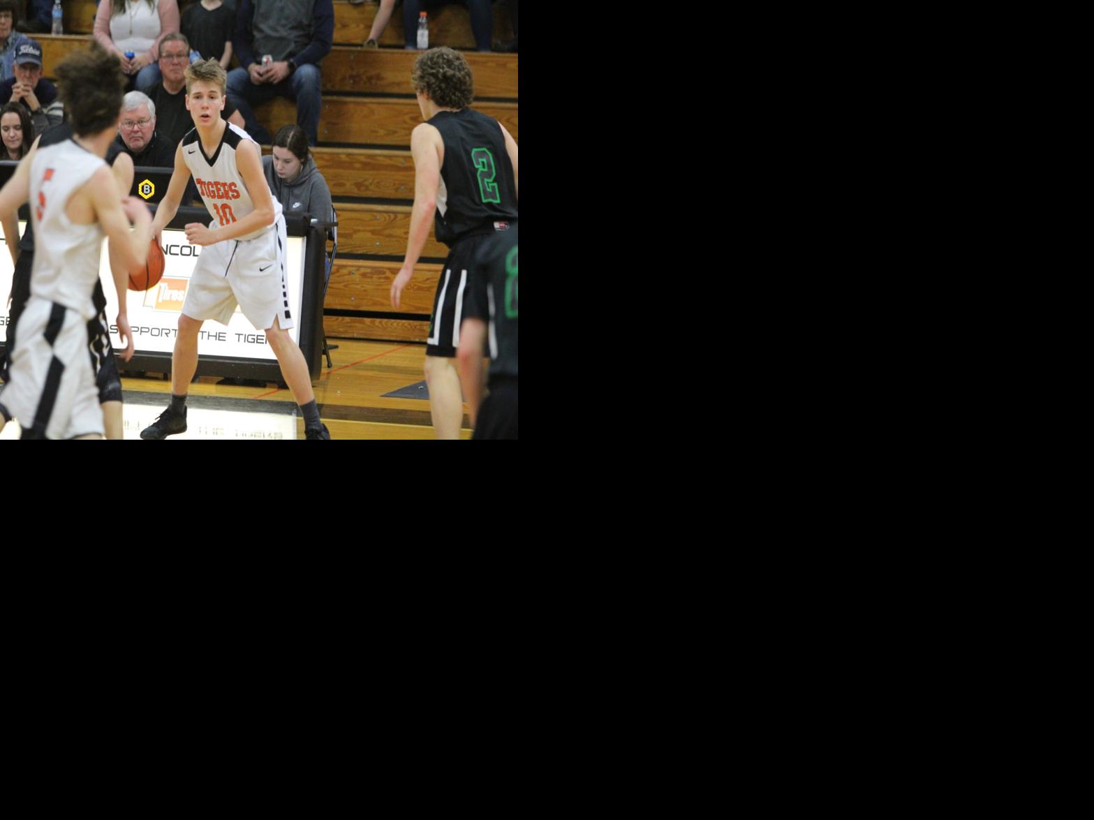 Photos Boys Prep For Playoffs After Tense Senior Night Loss