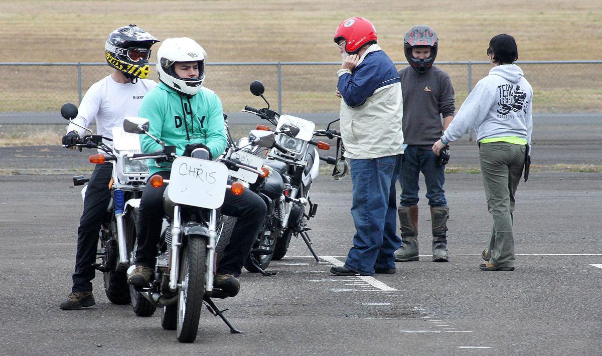 Motorcycle training class comes to Tillamook | Community | thenewsguard.com