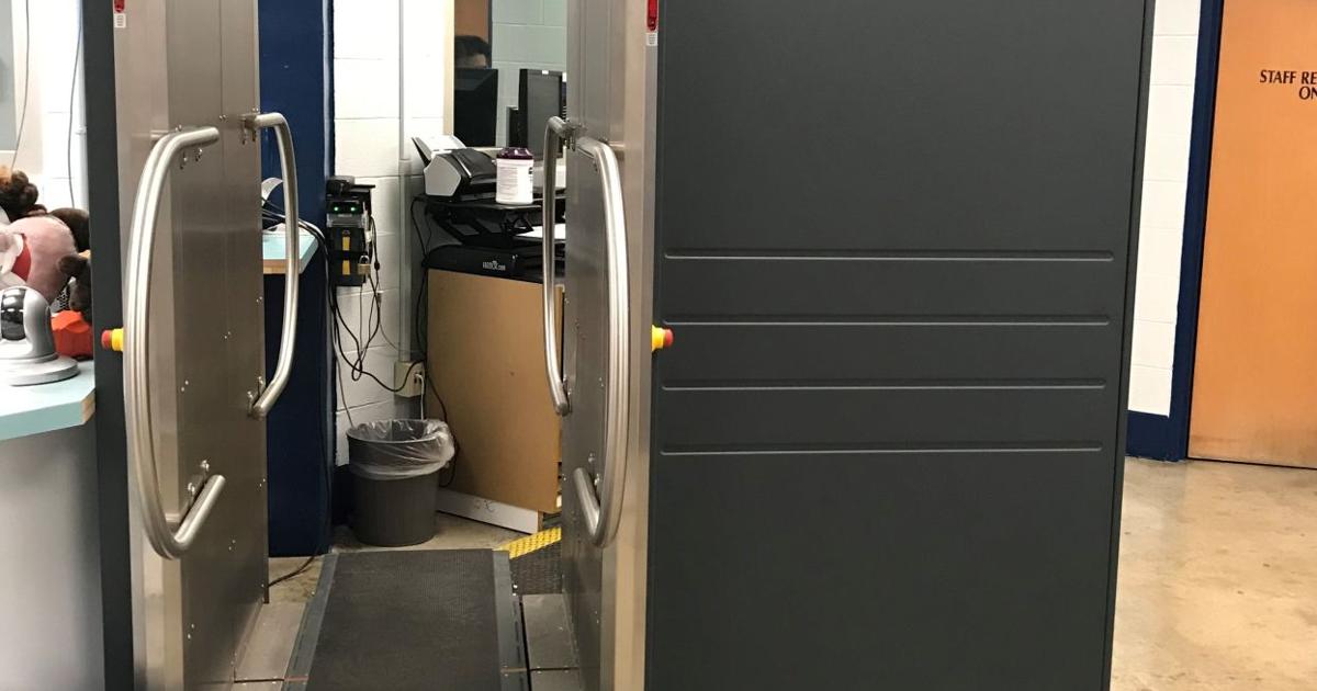 UP CLOSE: Jail now using inmate body scanner | News | thenewsguard.com