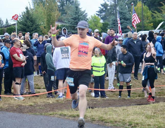 Runners Ahead 2024 Hood to Coast passes through town Lifestyle