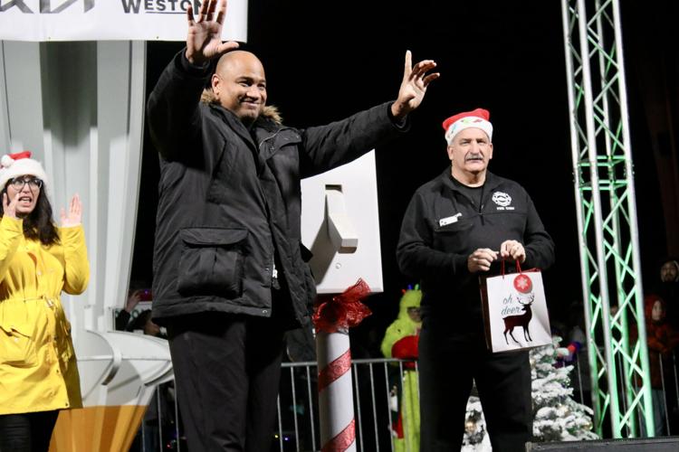 Gresham finds the spirit of Christmas with tree lighting Lifestyle