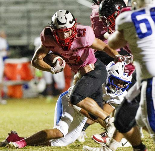 261024-sports-hsfootballstandalones-p3