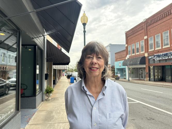 Susan McRae.jpg