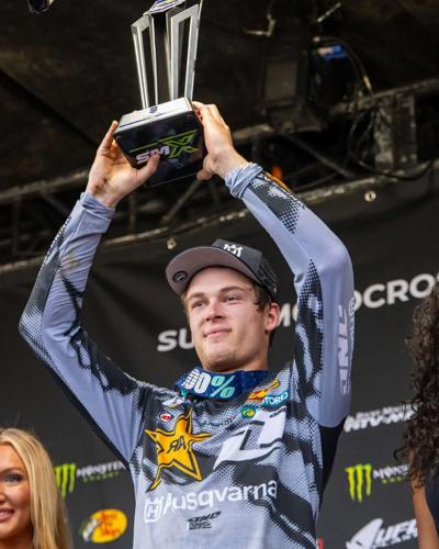Bennick notches 1st pro victory