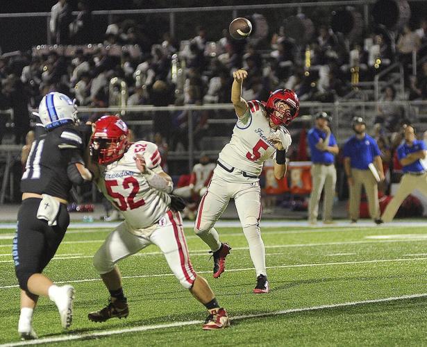 261010-sports-hsfootballstandalones-p2