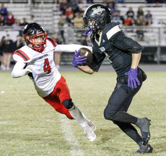 261003-sports-hsfootballstandalones-p1