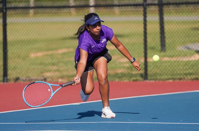 260926-sports-ncssmtennisstandalones-p3