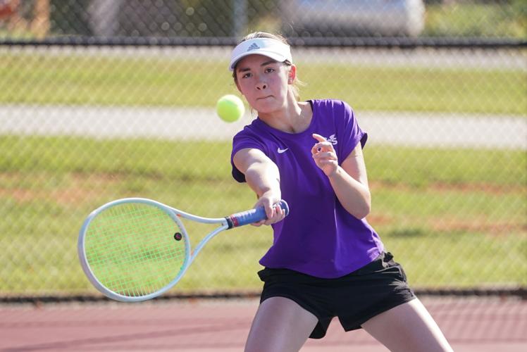 260926-sports-ncssmtennisstandalones-p1