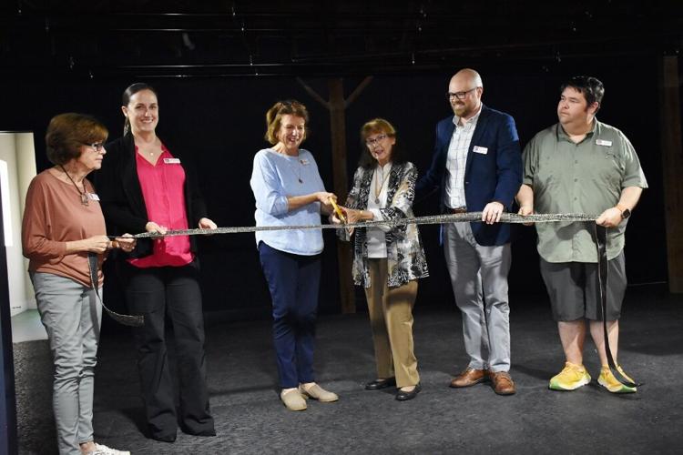 ribbon cutting