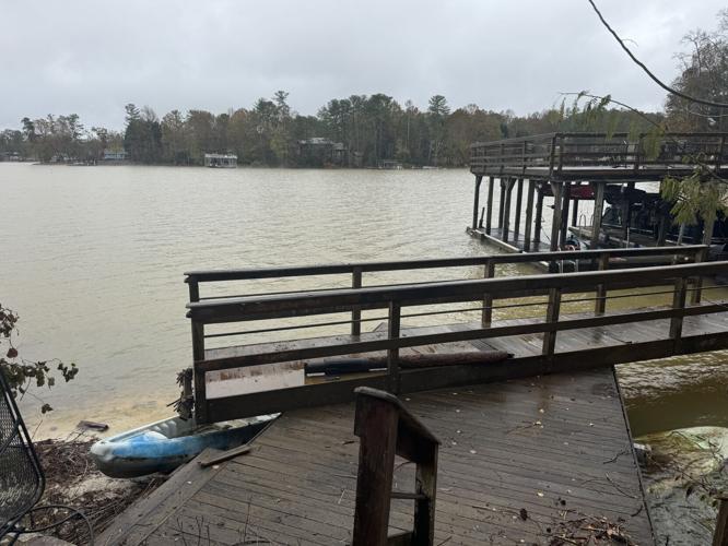 Experts: Lake James dingy but not dangerous