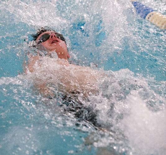 251115-sports-hs-swim-sap-p3