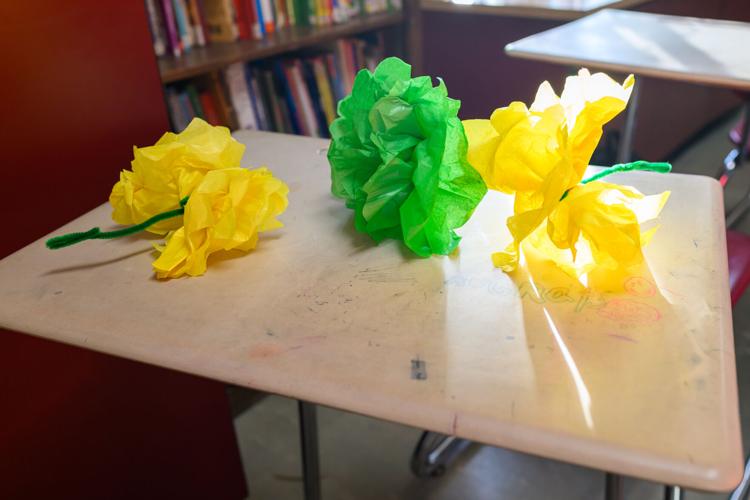 TISSUE FLOWERS