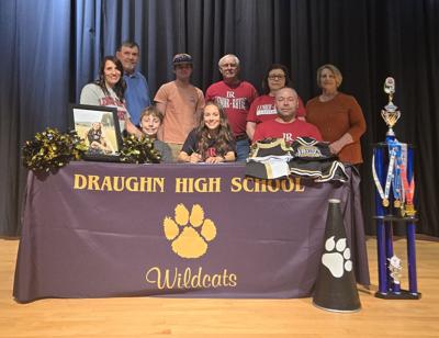 260328-sports-draughn-cheer-signing-p1