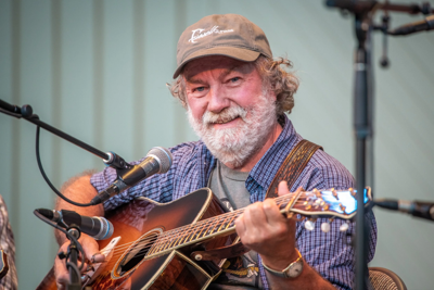 Wayne Henderson plays at the Chapel of Rest in Happy Valley.png