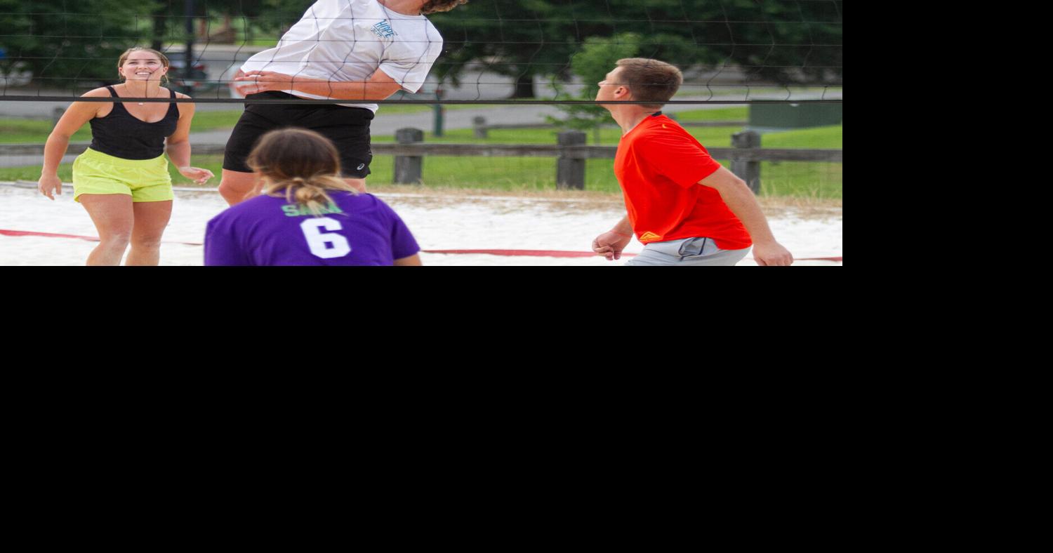 ADULT SAND VOLLEYBALL ACTION | Sports | The Paper
