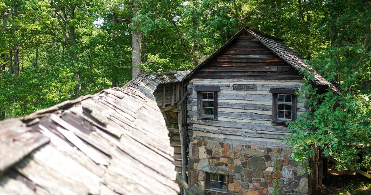 Tour of the Hart Square Village in Vale, NC