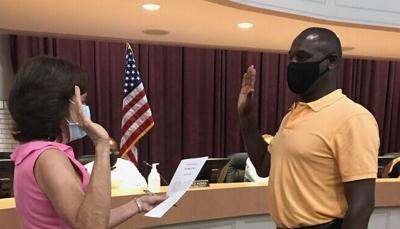 Gary Savage sworn in