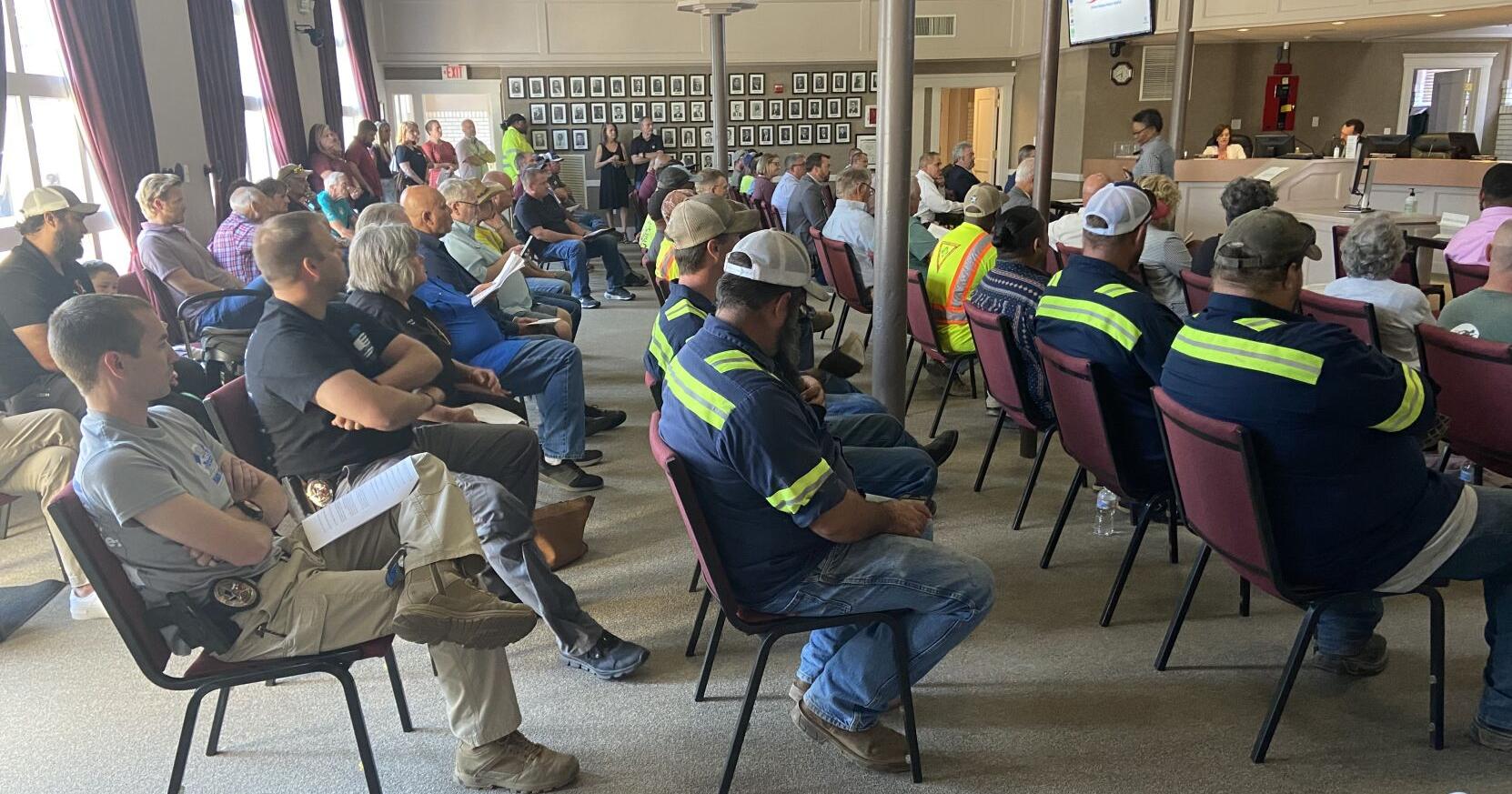 Council privatizes residential, commercial trash pickup - Vimarsana News