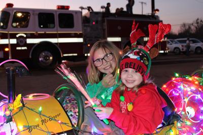Paris Tx Christmas Parade 2021 Paris To Host Reverse Parade For Christmas News Theparisnews Com