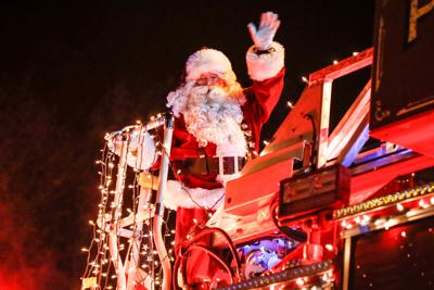 Paris Texas Christmas 2022 Paris Downtown Christmas Parade Sign-Ups Now Online | Free |  Theparisnews.com