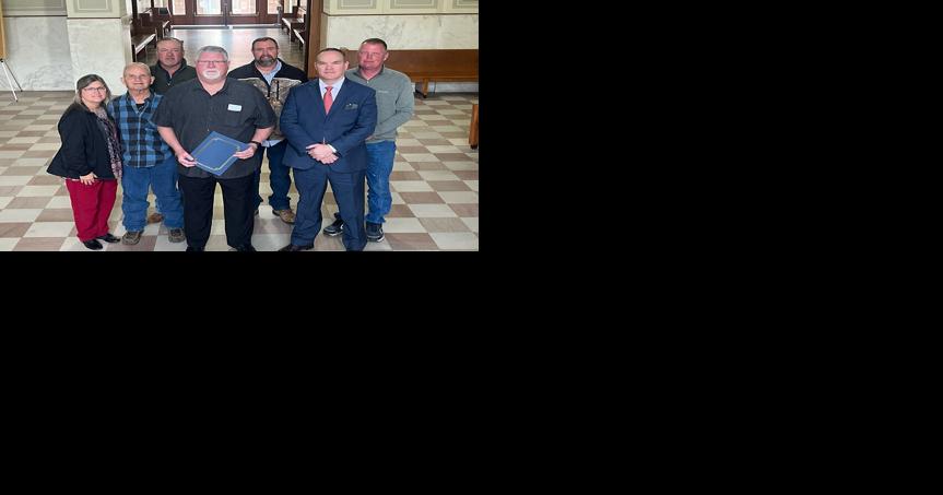 County tax assessor to retire - Vimarsana News