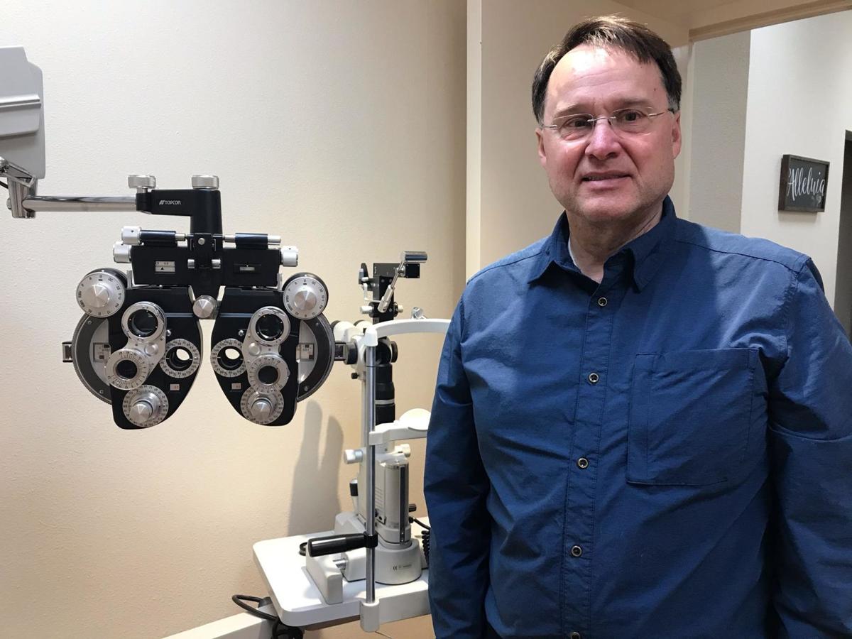 Living In 20 20 New Year Could Be The Year Of Optometry Free Theparisnews Com