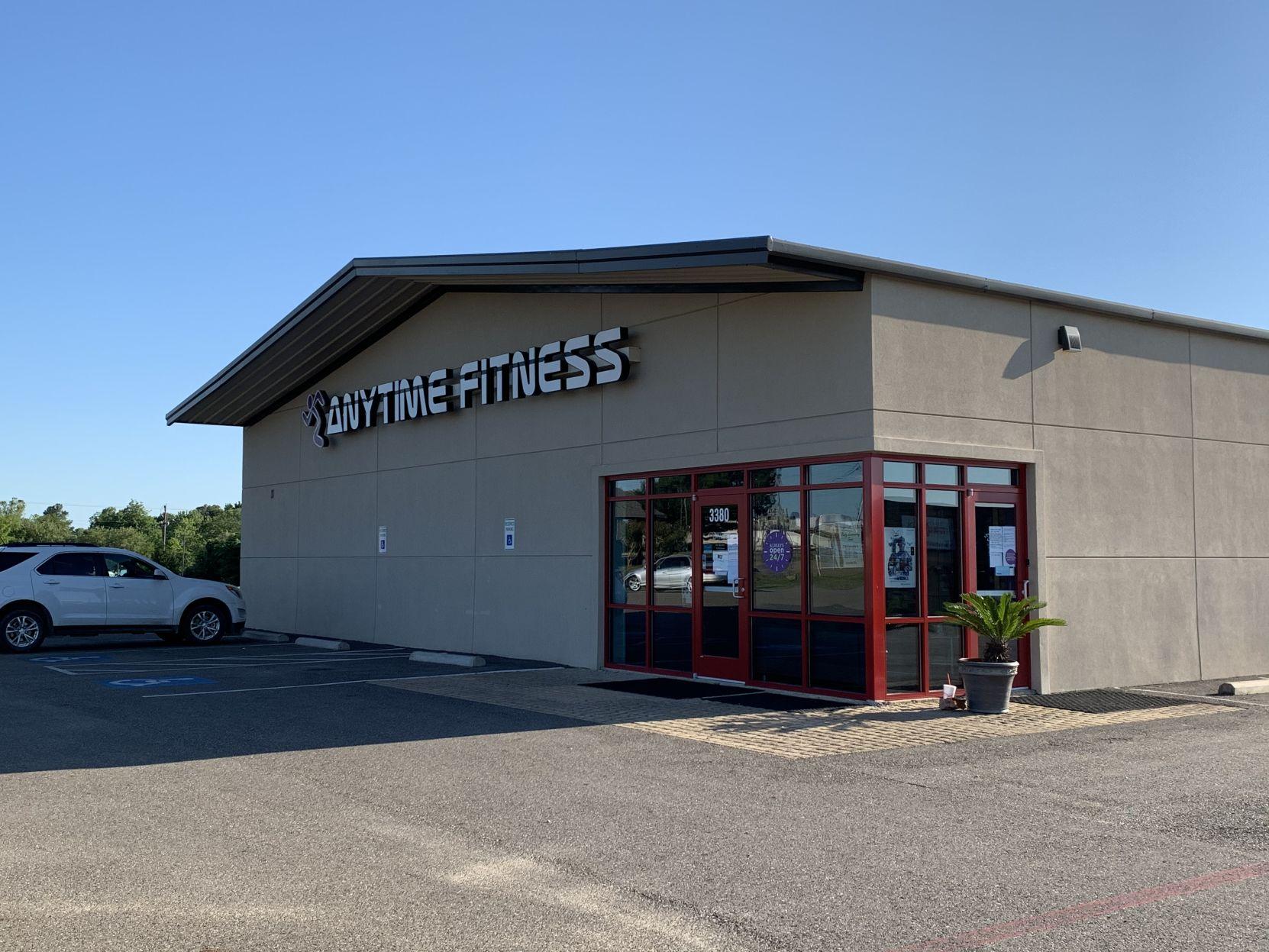 Paris gyms open doors, members back to the grind News