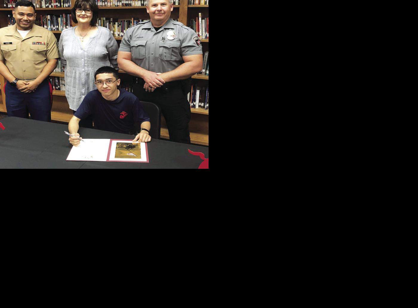 Chisum ISD Senior Enlists With US Marine Corps Chisum Isd 
